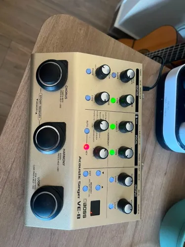 Pedal De Efeito Boss Vocal Effects Acoustic Singer Ve-8 Bege (Usado)
