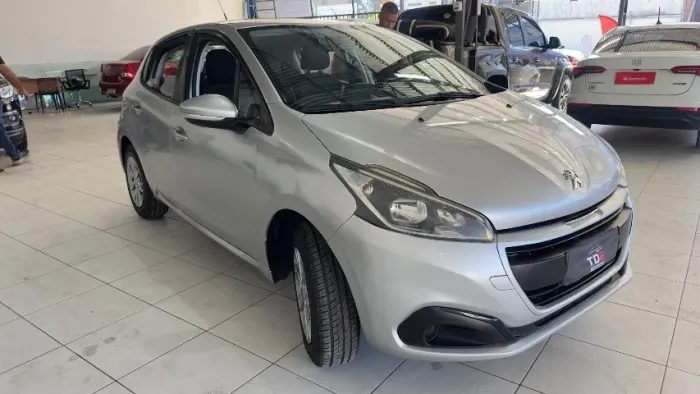 Peugeot 208 Active 1.2 Flex 12V 5P Mec. 2018
