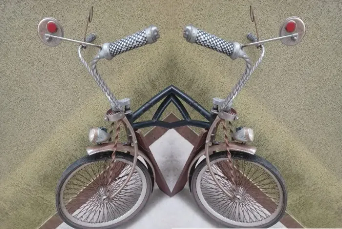 BIKE ESTILO LOW RIDER COM DINAMO PARA ACENDER FAROL