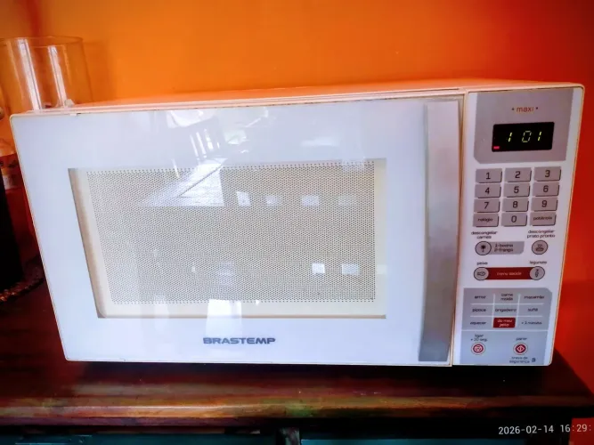 Microondas Brastemp Maxxi 30 lts 110v, excelente estado!