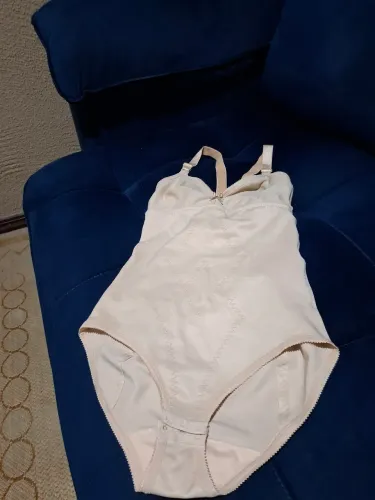 Modelador body tamanho G usado semi novo