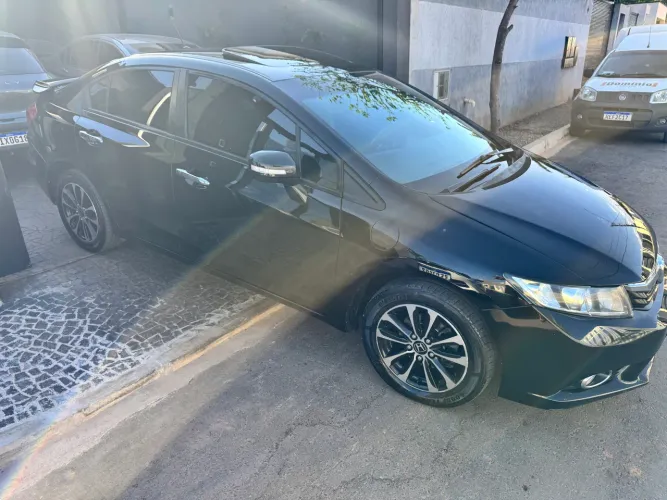 Honda Civic Sedan EXS 1.8/1.8 Flex 16V Aut. 4P 2012