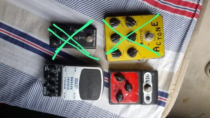 Pedais de guitarra