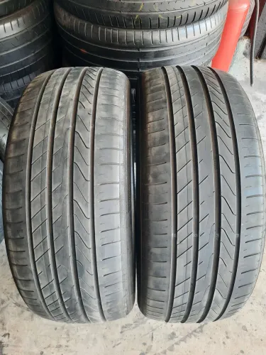 Pneu 235/50/19 Giti (2 unidades)