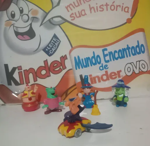 Bonecos Monstros Kinder Ovo
