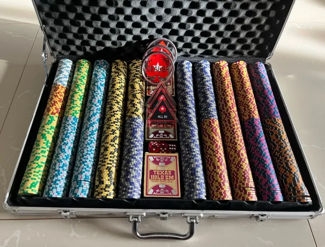 Maleta Poker 1000 Fichas