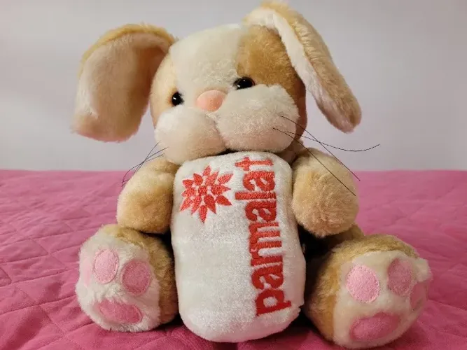 Boneco Coelho de Pelúcia Coleção Mamíferos Leite Parmalat dos Anos 90 