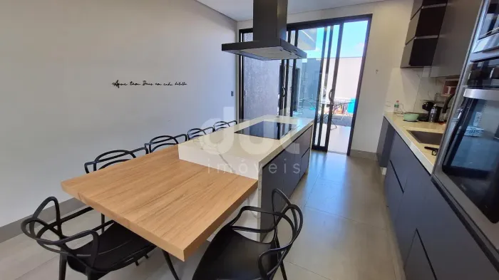Casa a venda no Condomínio Residencial Jatobá em Hortolândia - SP