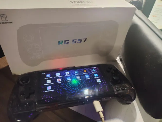 Amberni RG 557 + (Case e adaptador)
