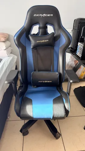 Cadeira Gamer DXRACER em perfeito estado 