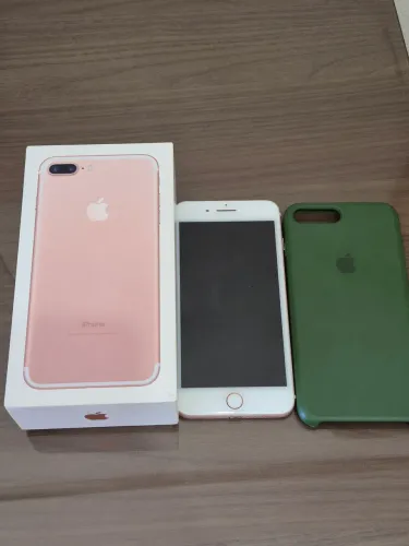 iPhone 7 Plus 32GB Rosa | Bateria 75% | Completo com Caixa e Acessórios - R$650