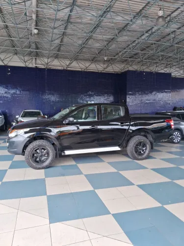 Mitsubishi L200 Tri. Sport Outd. GLX 2.4 4X4 Diesel 2020