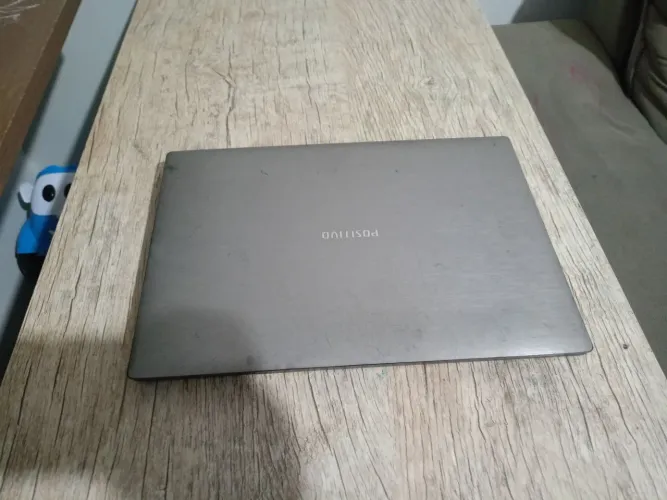 Notebook i3 com 4 GB RAM HD 500 GB 