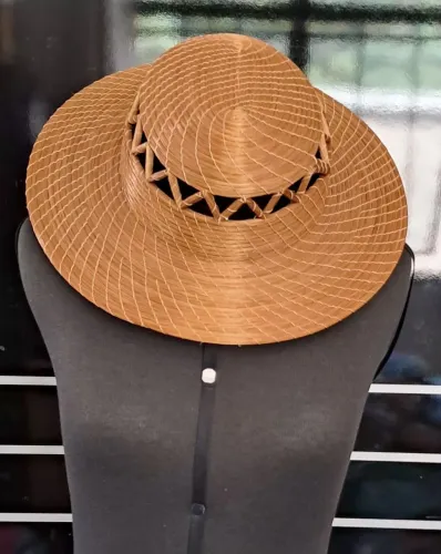 Chapéu de Capim Dourado