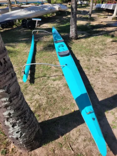 Canoa havaiana OC2 Tahiti