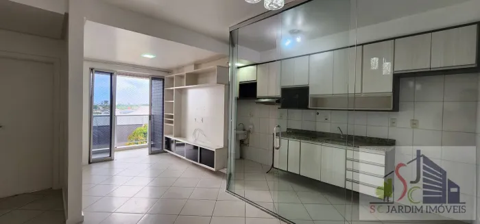 Vendo Apartamento no Condomínio Sollarium Park - Bairro Flores.