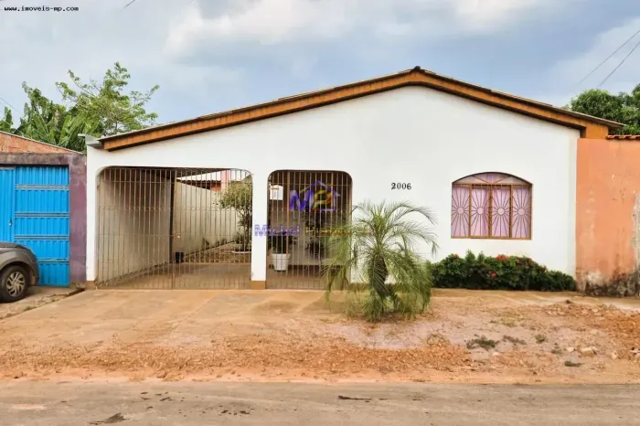 Casa com edícula à venda no bairro Três Marias Porto Velho/RO