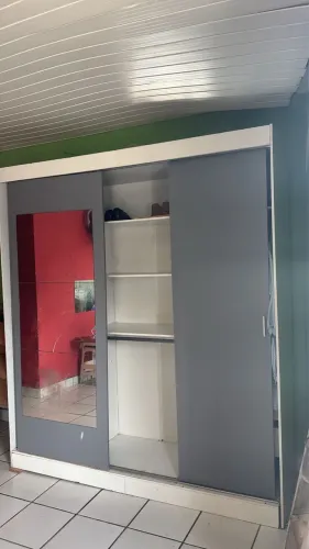 GUARDA ROUPAS CASAL, NA IMBIRIBEIRA, RECIFE. O VALOR JÁ ESTÁ O MÍNIMO!