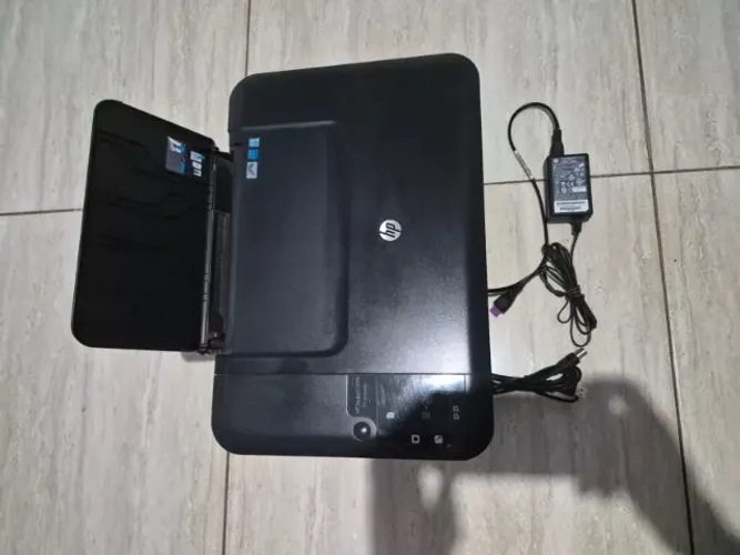 Multifuncional HP Deskjet F2050 - Impecável e Completa (C/ Cabos e Fonte)