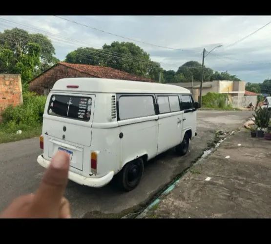 Volkswagen Kombi Standard 1.4 MI Total Flex 8V 2010
