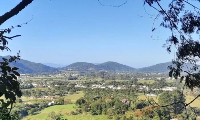 Alerta 420m² com Vista Incrível para o Vale - Oportunidade Relâmpago