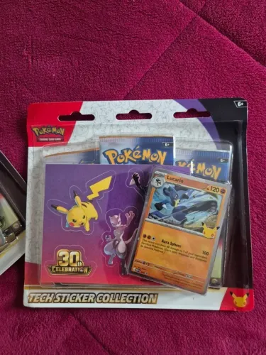 Blister Triplo Tech Sticker - Celebração de 30 Anos - Lucario Pokémon
