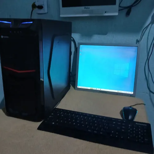 Pc i3 com monitor 