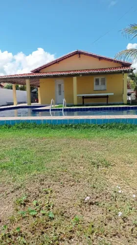Casa com 3 quartos na praia do peito de moça 
