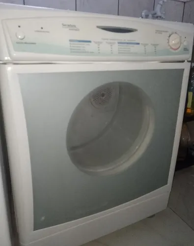 Vende-se Secadora Brastemp