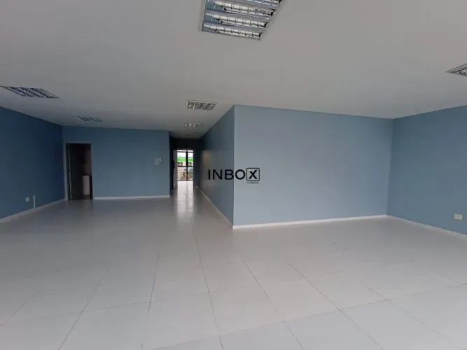 INBOX IMOBILIÁRIA ALUGA SALA COMERCIAL com 160M2, NA CIDADE ALTA EM BENTO GONÇALVES