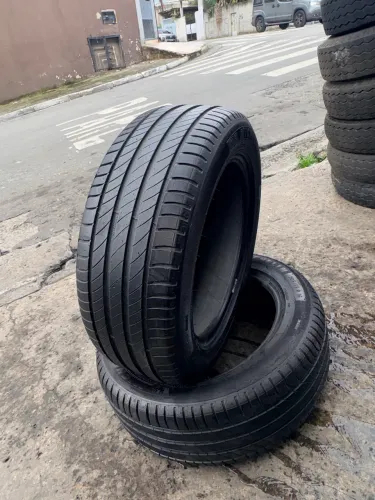 Pneus michelin 205/55/16 seminovos 
