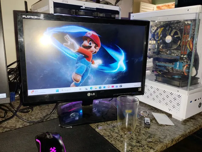 Pc i7 16gb ram Gt730 + monitor 18"