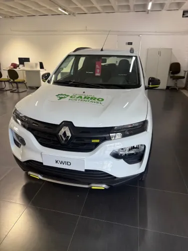 Renault Kwid Outsider 1.0 Flex 12V 5P Mec. 2026