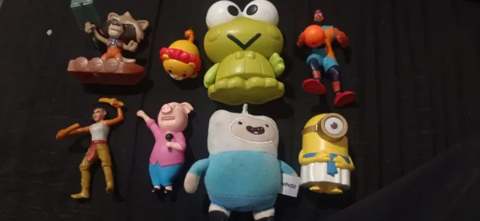 Lote de 8 bonecos antigos miniaturas McDonald's diversos #1