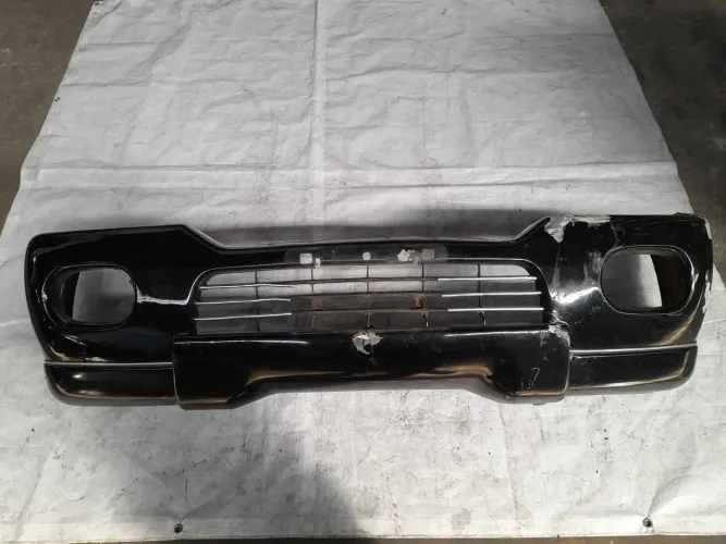 Para-choque Dianteiro Pajero Sport 1998 A 2003 Detalhe Preto