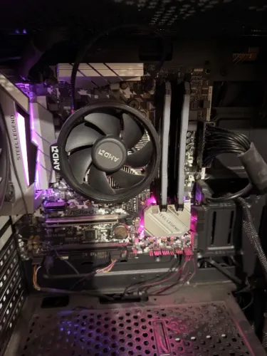 Placa-Mãe ASRock B450M Steel Legend + Processador AMD Ryzen 5 5600G (Vídeo Integrado Radeo