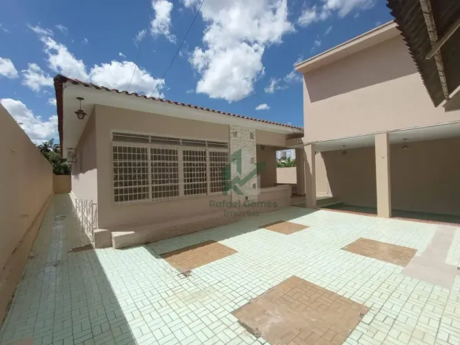 Casa com 4 dormitórios para alugar, 150 m² por R$ 2.500,00/mês - Centro - Mogi Guaçu/SP