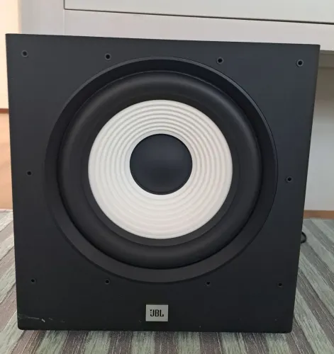 Subwoofer Ativo JBL Stage A100P em excelente estado 