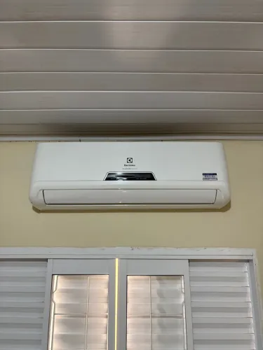 Ar condicionado inverter Electrolux 9.000 btus 220v + condensadora (usado)