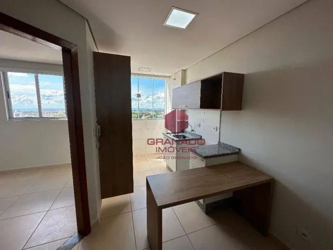 Apartamento com 1 dormitório para alugar, 27 m² por R$ 1.950,00/mês - Zona 07 - Maringá/PR