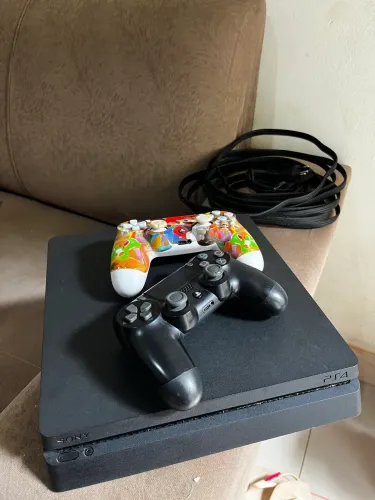 PlayStation 4 slim