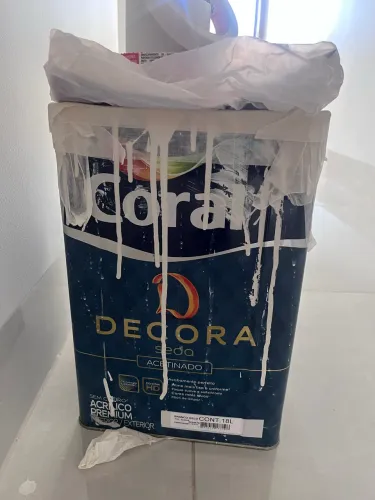 Tinta branco gelo lavável acetinado CORAL (meia lata, 9 litros)