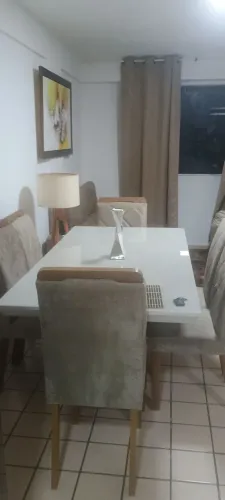 Mesa de jantar 6 lugares Nova
