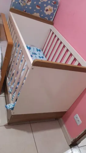 Vendo berço com colchão