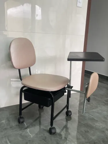 Cadeira manicure e pedicure