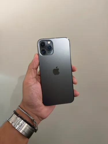 IPHONE 12 PRO 128GB COM TELA E BATERIA NOVA, 3 MESES DE GARANTIA DA NOSSA LOJA NO RIOMAR.