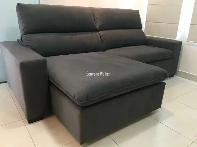 Sofás de alto padrão que unem conforto, sofisticação e design moderno.