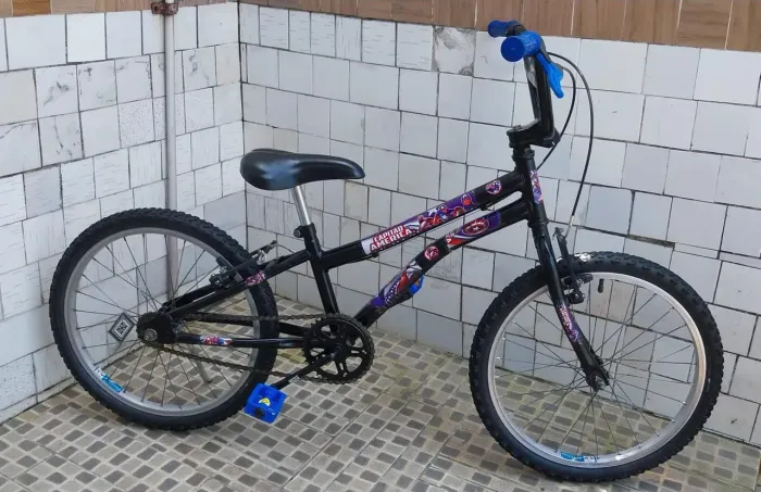 Bicicleta aro 20 Capitão América