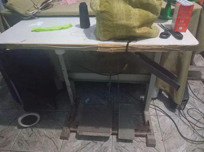 Maquina de Overlock