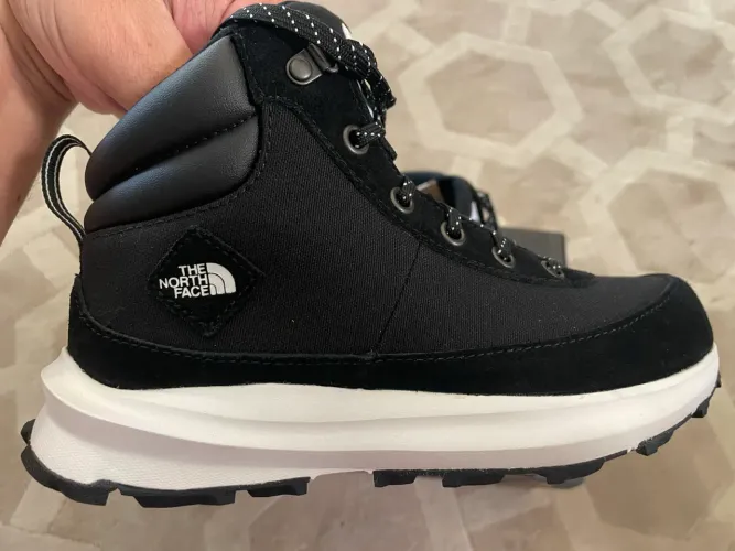 Bota the north face